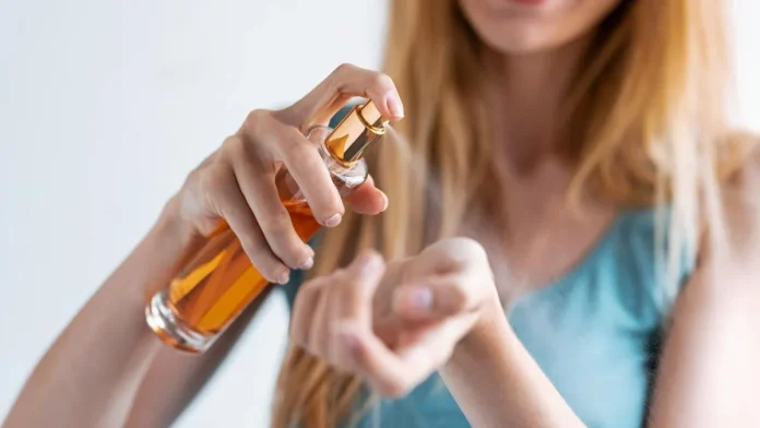 El agua de colonia de Mercadona que combate mosquitos y huele fresco, por menos de 3 euros