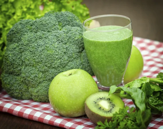 Un gastroenterólogo desvela el batido perfecto para tu salud digestiva 1 Merca2.es Ingredientes clave del batido perfecto para tu salud digestiva