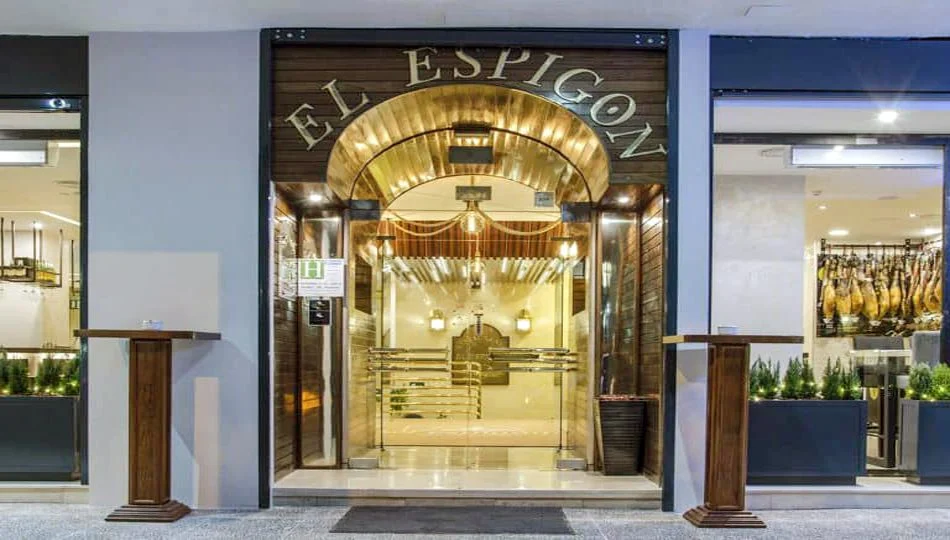 El Espigón, la primera opción para comer pescado frito en Madrid y Sevilla