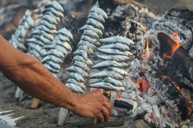 El experto gastronómico Nacho Sandoval, jurado en la décima edición del Concurso de espetos de Torremolinos 2 Merca2.es espeto3 Merca2.es