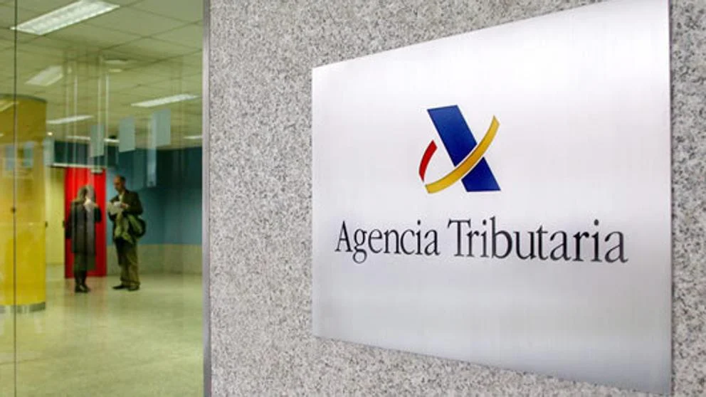 El Gobierno aumentará el impuesto a la banca en operaciones como la OPA de bbva a sabadell