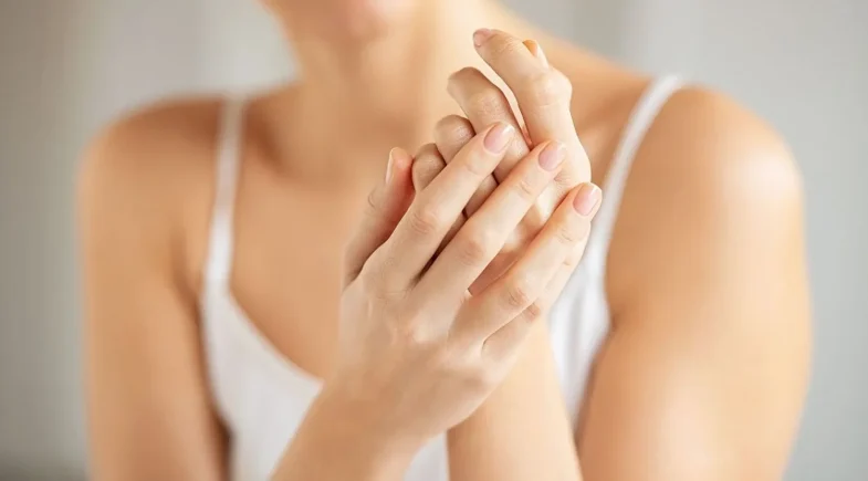 Manos de seda: la mascarilla natural que promete eliminar la resequedad y a bajo costo