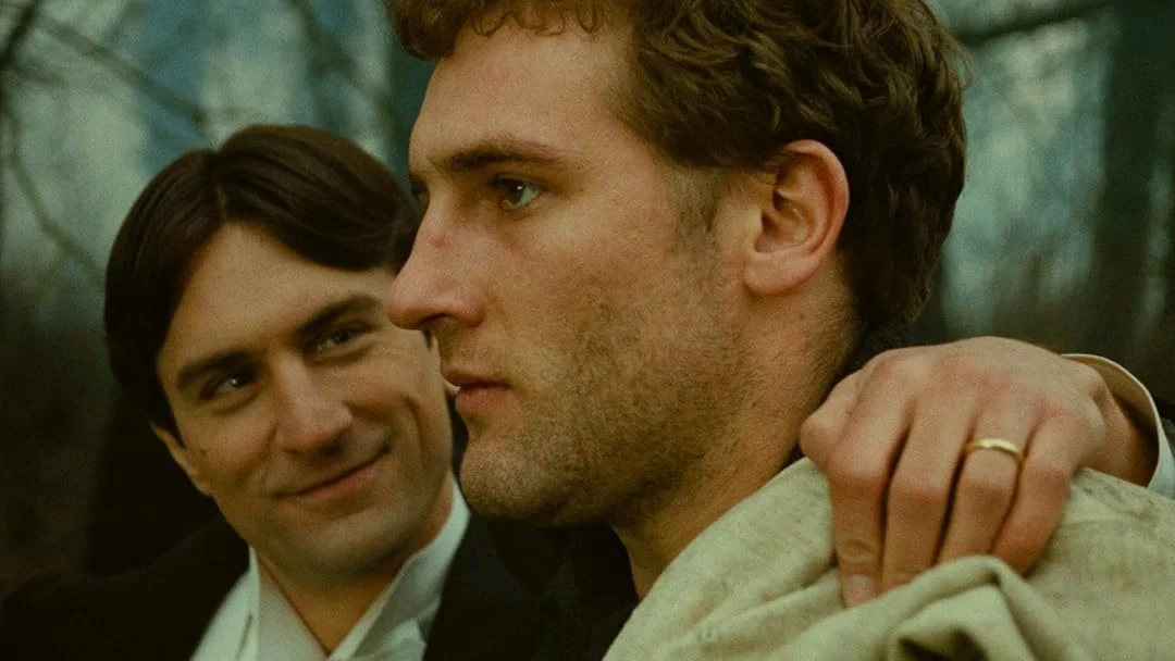 No busques más: la mejor peli de Robert De Niro está en Prime Video 1 Merca2.es El drama histórico de Robert De Niro que sorprendió a los usuarios españoles de Prime Video