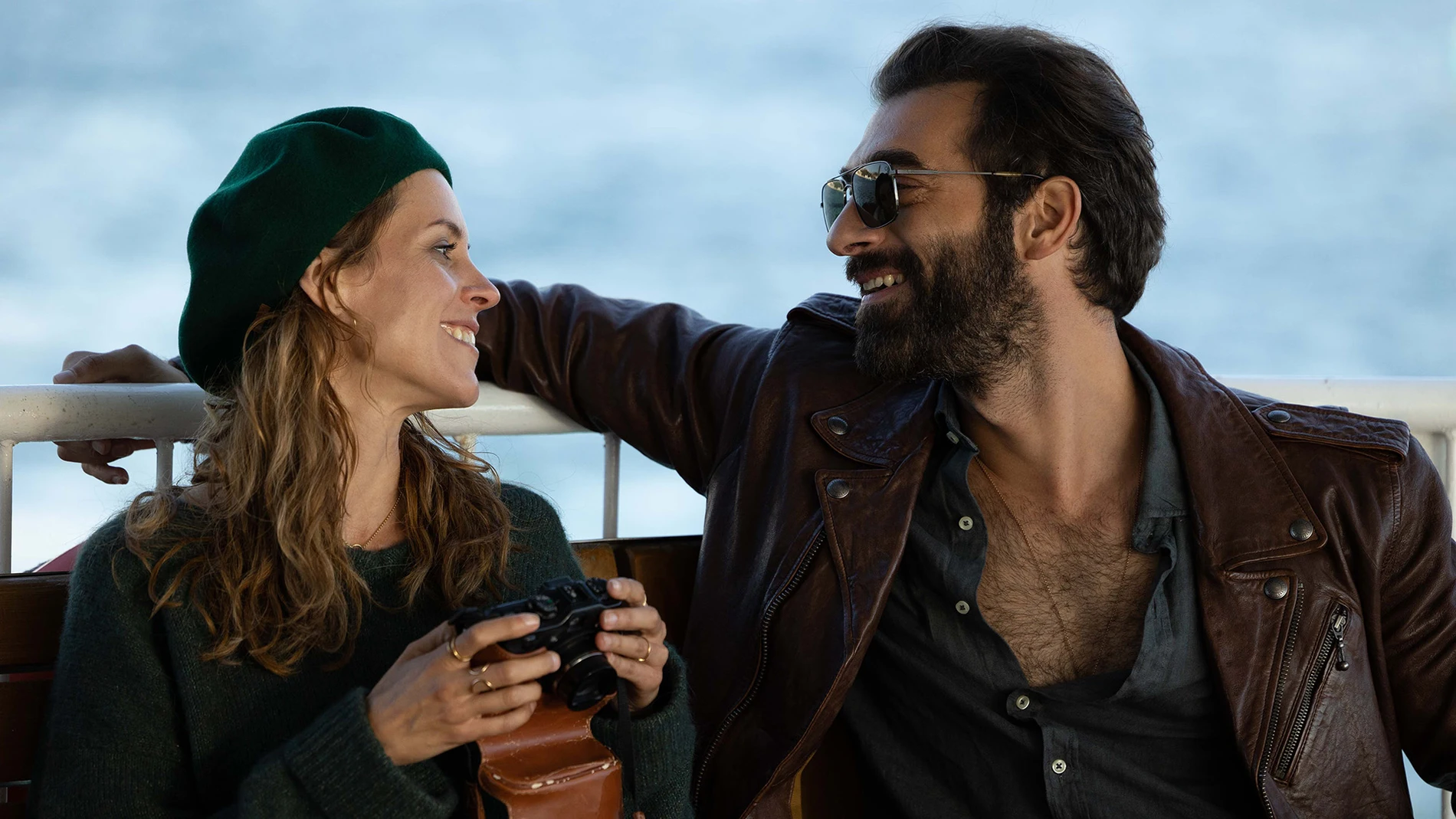 Olvídate de 'Los Bridgerton' con la nueva serie de Netflix llena de pasión 2 Merca2.es La formula detrás del rotundo éxito de la serie nacional