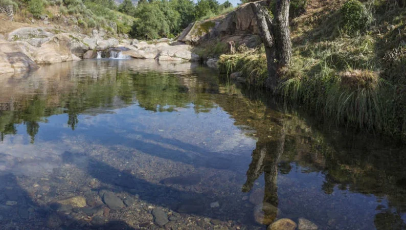 piscinas naturales de acebo extremadura 00000000 240710141722 815x462 Merca2.es