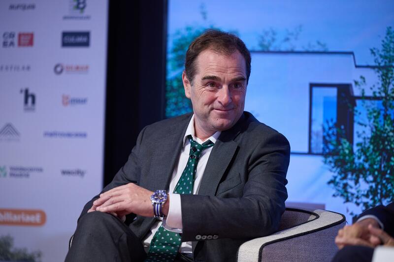 Neinor negocia con Bain Capital la compra del 10% de Habitat