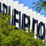 Bankinter destaca de Repsol su enfoque en el accionista, pese a los malos resultados y las peores perspectivas