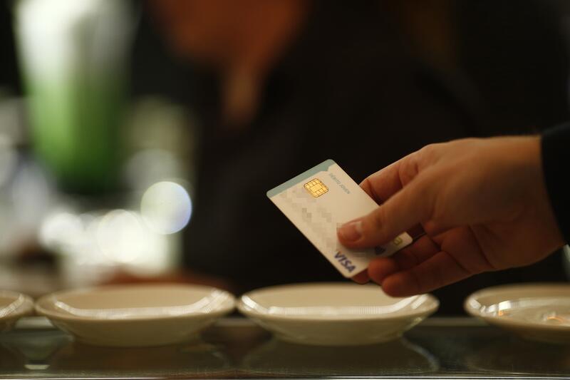 El pago con tarjetas contactless repuntó un 15,6% en el segundo semestre de 2023