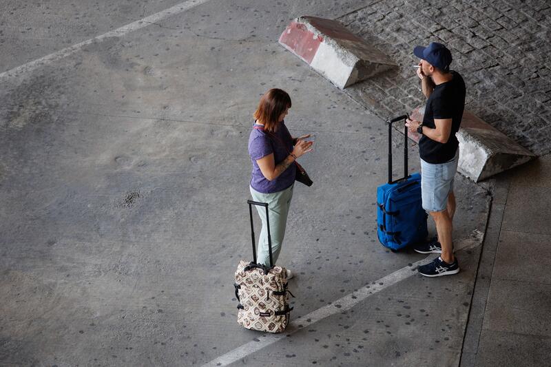 UGT revela que casi el 18 por ciento de los trabajadores en España no puede disfrutar de una semana de vacaciones