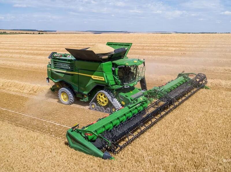 John Deere experimenta una baja del 41,8% en sus ganancias trimestrales, sumando 1.575 millones de euros
