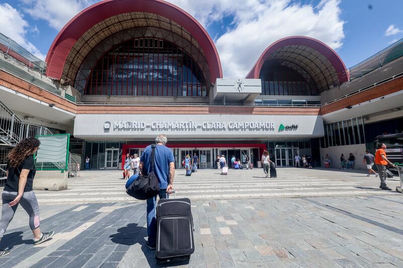 Un problema de electrificación en Chamartín causa demoras en trenes de alta velocidad