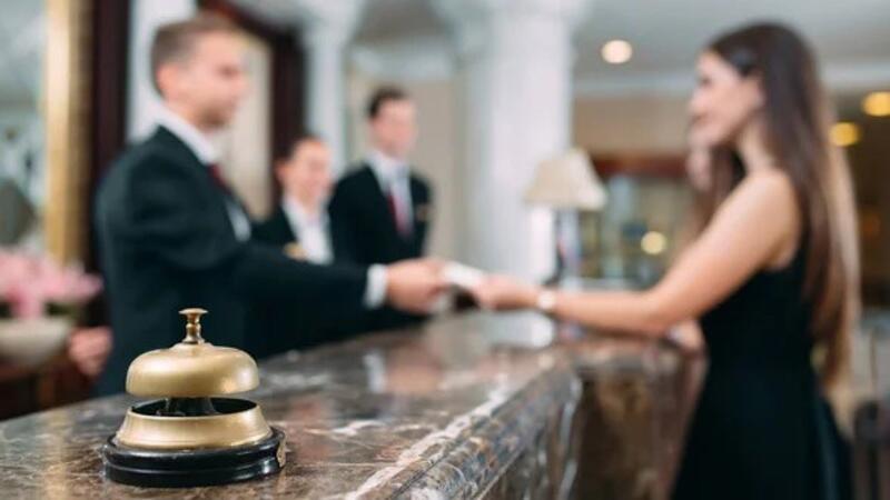 Los hoteles podrían aumentar sus ingresos hasta un 2% este verano a través de la venta de extras