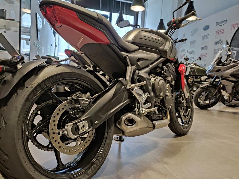Un preocupante 8,5% de las 3,5 millones de motos tiene riesgos asociados en España