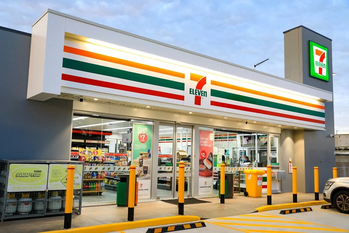 El dueño de 7-Eleven se niega a aceptar la oferta de Couche-Tard por considerar que no refleja el verdadero valor de la compañía