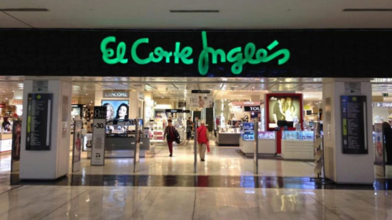 El Corte Inglés rebaja al 60% los pantalones de Sfera que están arrasando