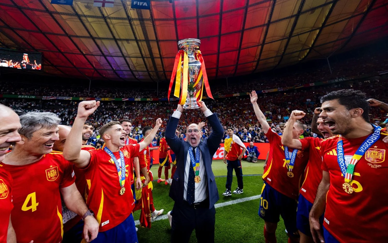 Adidas, cifras de otro planeta: 5 millones de camisetas gracias a la Eurocopa y la Copa América