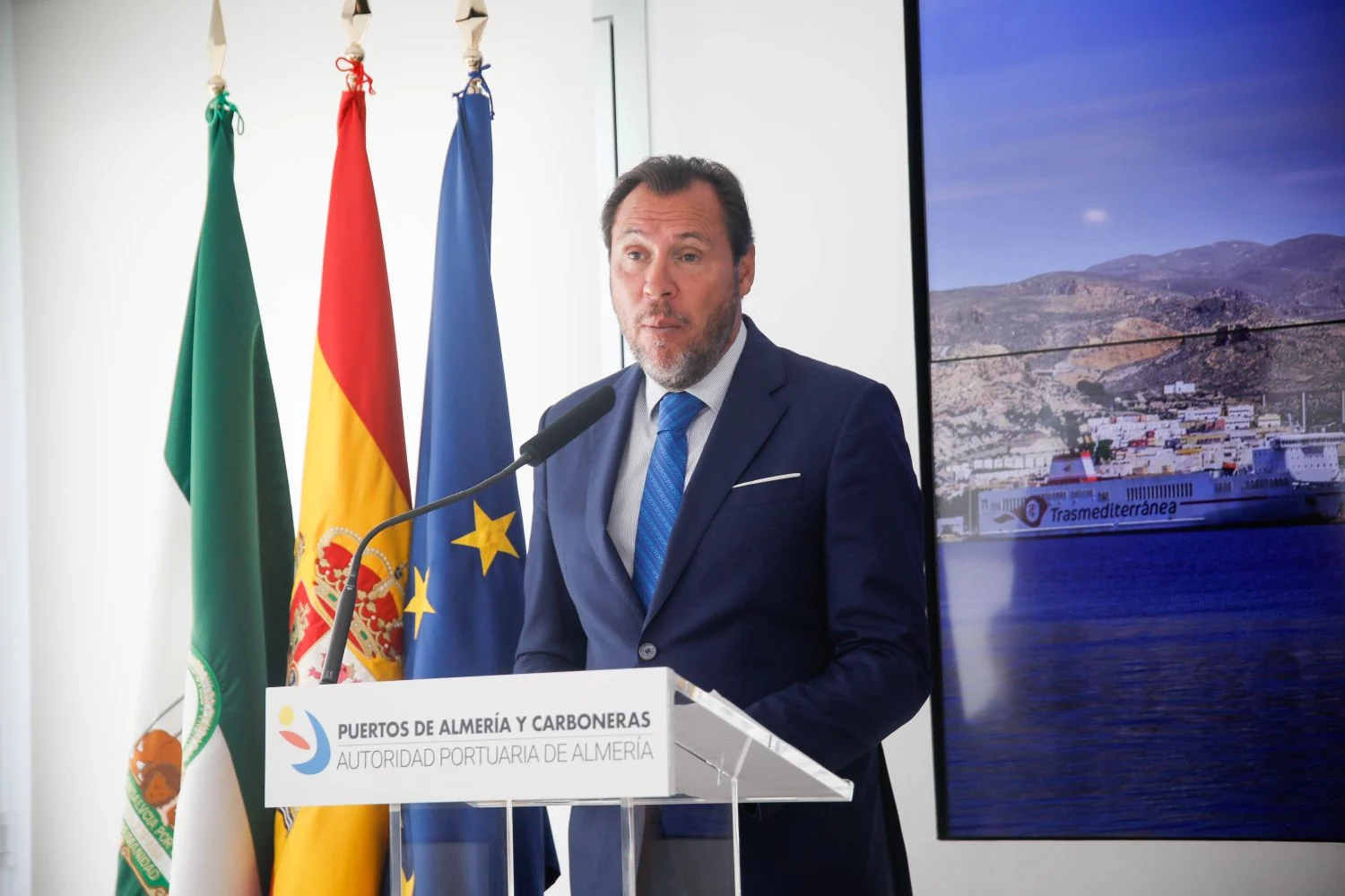 Las incógnitas por despejar de la pelea de Óscar Puente con Talgo