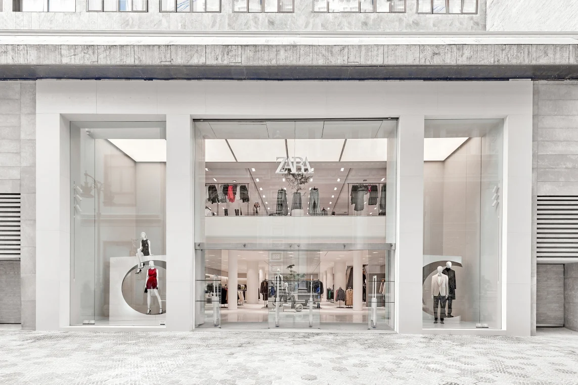Inditex impulsa el crecimiento de su negocio con nuevas colaboraciones y su desembarco en el café