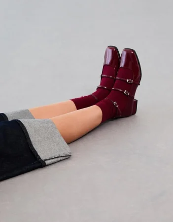 Las tendencias más locas de Bershka para este verano 13 Merca2.es Mary Jane tacón bajo pulsera