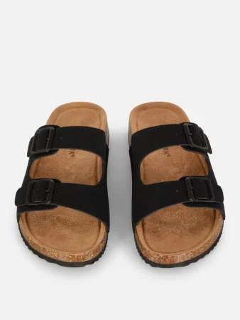 Te puedes hacer en Primark por 9 euros con estas fantásticas sandalias tipo Birkenstock 1 Merca2.es Sandalias doble tira y plantilla de corcho