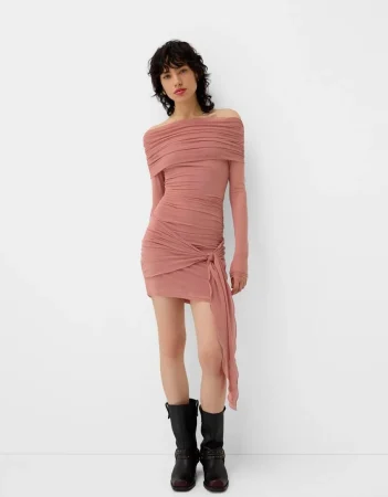 Las tendencias más locas de Bershka para este verano 10 Merca2.es Vestido mini bardot tul
