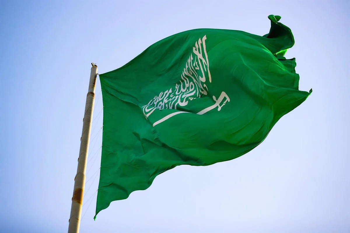 Acuerdos por 50.000 millones de dólares entre el fondo soberano saudí (PIF) y la banca de China