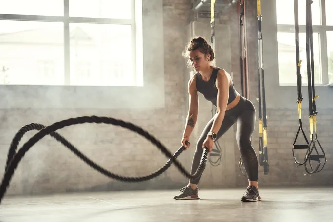 El secreto para quemar grasa en tiempo récord: olvida correr y caminar con este ejercicio de 30 minutos
