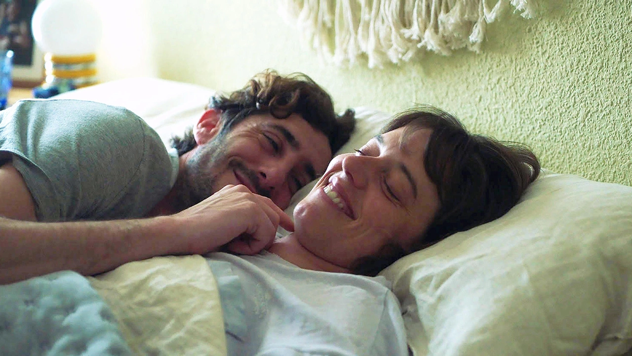 La película española en Filmin que desafía las normas sociales con una crítica a la maternidad 1 Merca2.es Mamífera: el gran estreno de Filmin que está revolucionando a la sociedad española