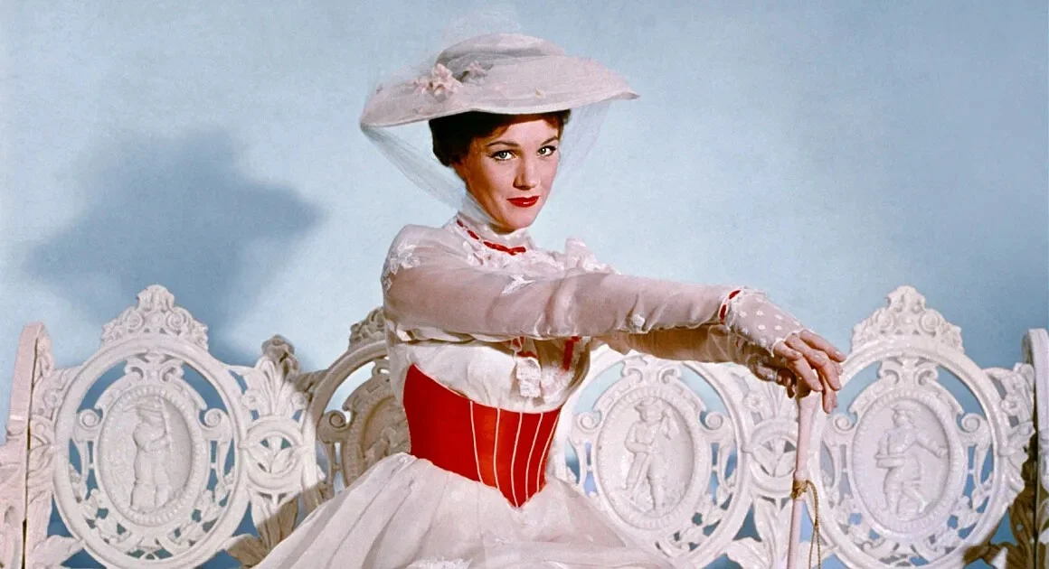 La magia de Mary Poppins continúa encantando a los fanáticos del Universo Disney