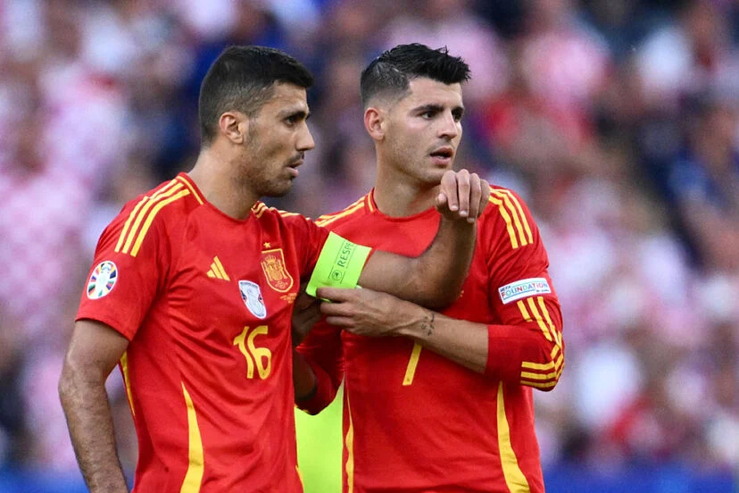 La UEFA castiga con un encuentro a Rodri Hernández y Álvaro Morata por sus cánticos