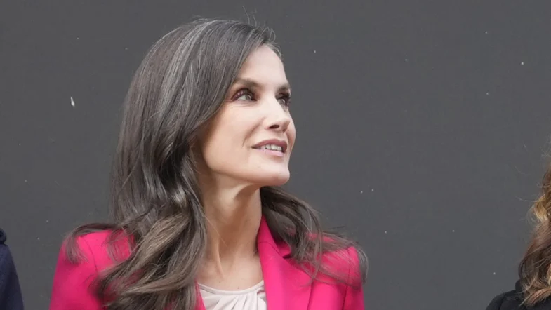 Sin dolor ni pinchazos: el secreto mejor guardado de la reina Letizia para lucir un rostro descansado