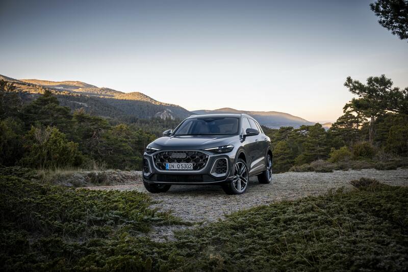 Audi desvela el nuevo Q5 con tecnología de motorización híbrida, programado para salir en 2025