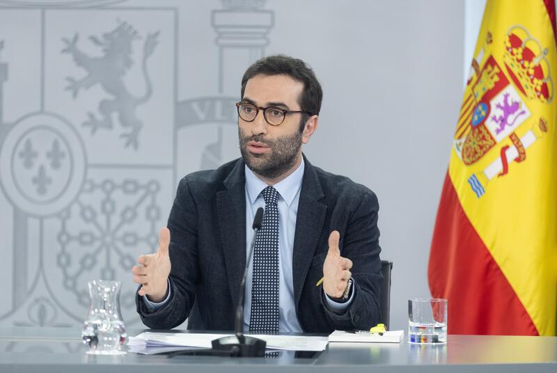El INE incrementa el volumen del PIB un 1,1%, añadiendo 13.184 millones, impulsado por el crecimiento demográfico