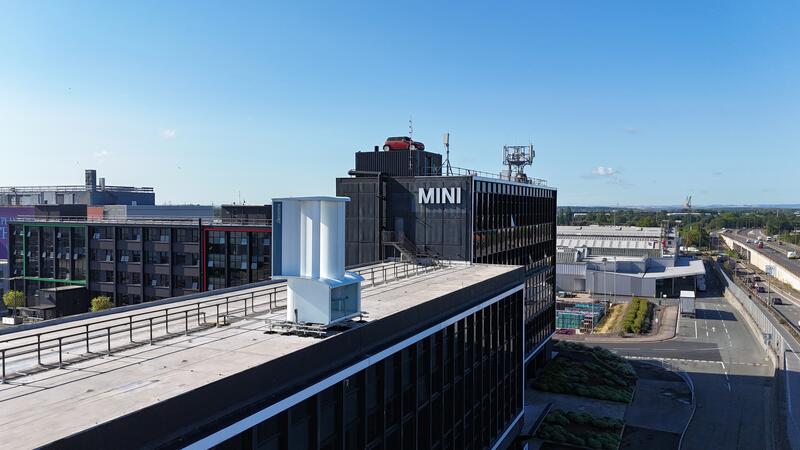 BMW lanza un nuevo sistema de energía eólica sin movimiento en su instalación del Reino Unido