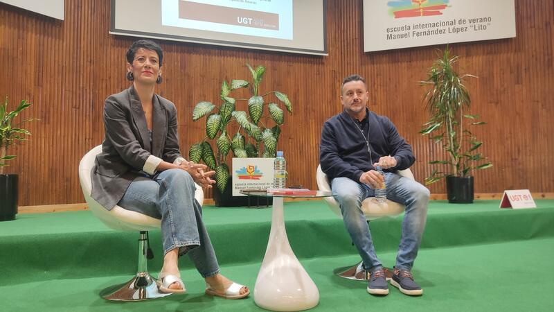 Elma Saiz destaca el diálogo social como la solución ideal para mejorar el mercado laboral