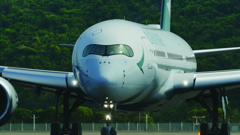 La Unión Europea ordena revisar los Airbus A350 tras el incendio en un vuelo de Cathay Pacific