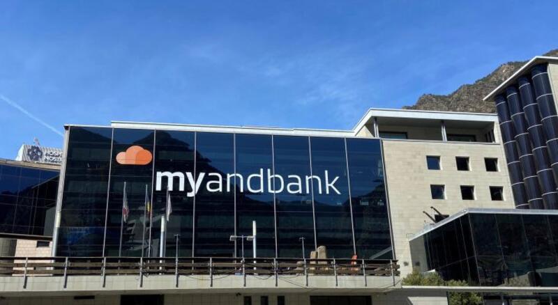Myandbank introduce cuentas para menores sin comisiones y con una remuneración del 2%