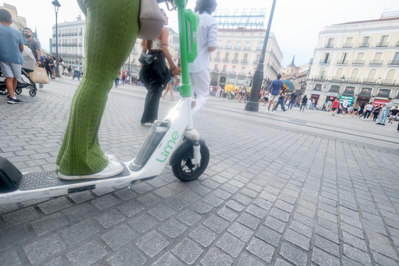 Lime desafía las afirmaciones del Ayuntamiento de Madrid sobre los patinetes y defiende su versión