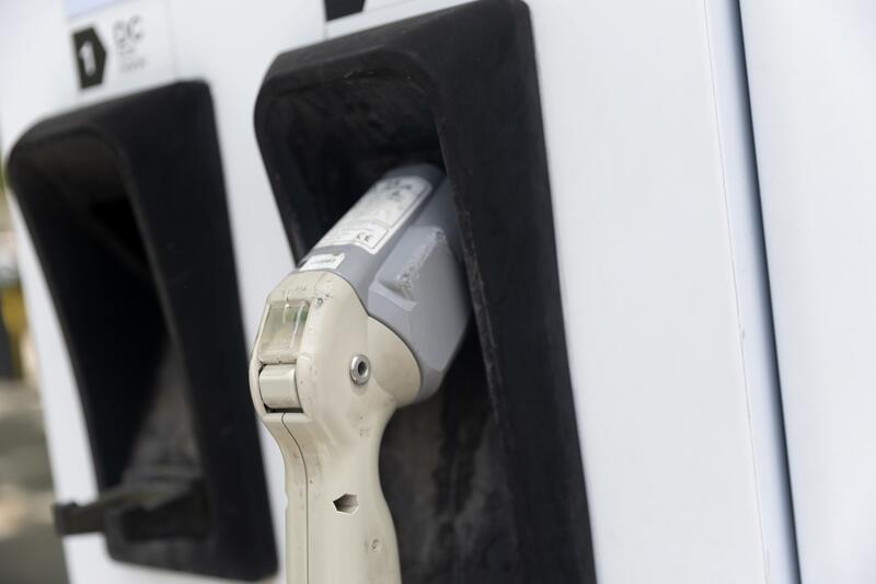 El Gobierno sostiene que la infraestructura de recarga para eléctricos es adecuada