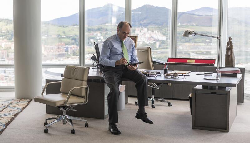 Iberdrola coloca 2.150 millones en la mayor emisión de bonos sénior de su historia