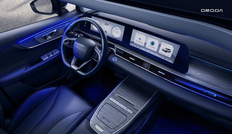 Omoda transforma su modelo Omoda 5 de gasolina con una mecánica más ecológica y un interior renovado