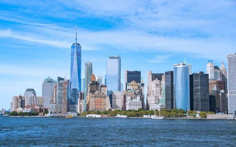 El PIB de Estados Unidos se acelera en el segundo trimestre hasta el 0,7%, superando en tres décimas al primero