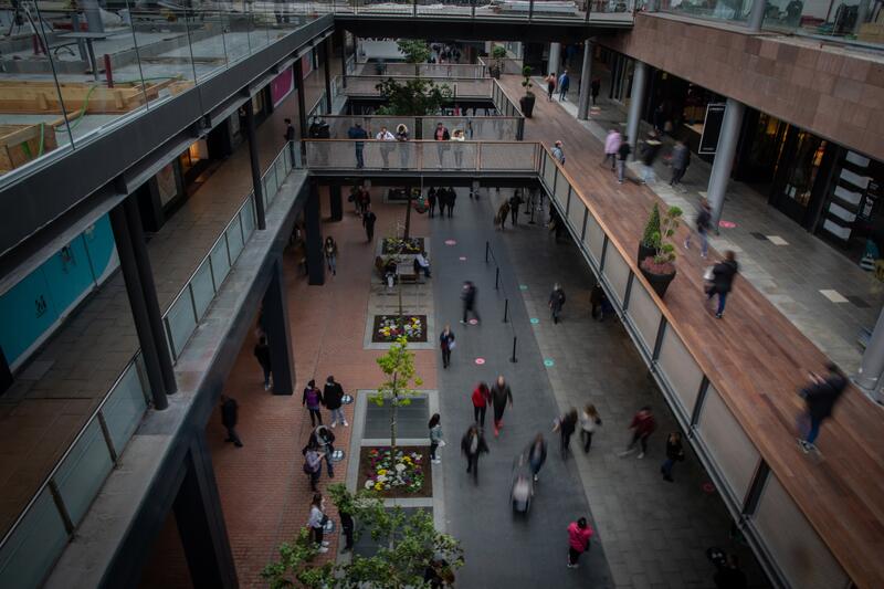 Las ventas en centros comerciales de España registran un incremento del 5,2% hasta junio