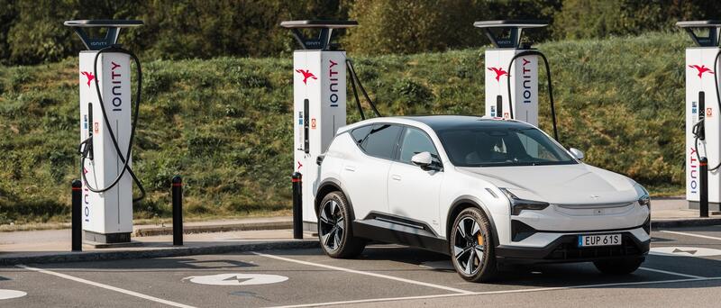 Polestar incorpora la función Plug & Charge en su Polestar 3 para realizar pagos automáticos de recargas