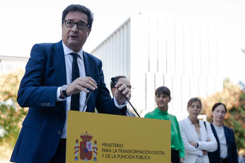 López da la bienvenida a su nuevo equipo resaltando el compromiso y los desafíos del Ministerio