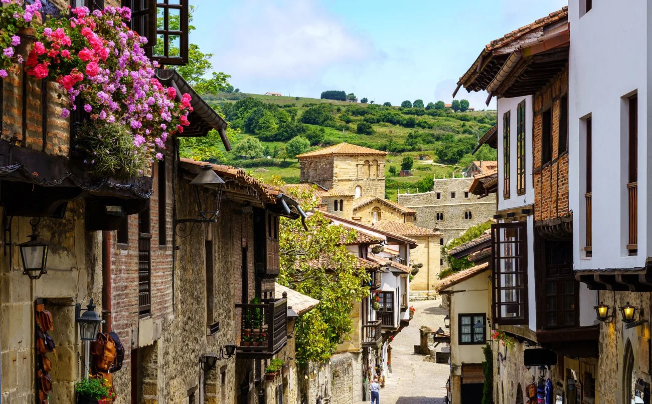 Adiós a la capital con el top 10 de provincias con más pueblos de España