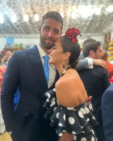 Anabel Pantoja y su novio se separan: cada uno vivirá en una ciudad distinta cuando nazca el bebé 71 Merca2.es Anabel Pantoja y David Rodriguez 3 Merca2.es