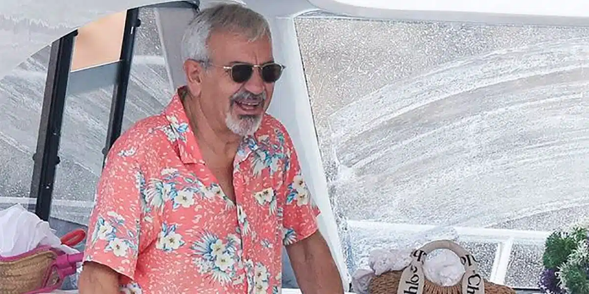 Carlos Sobera libera tensiones de Supervivientes en un yate de lujo en Ibiza