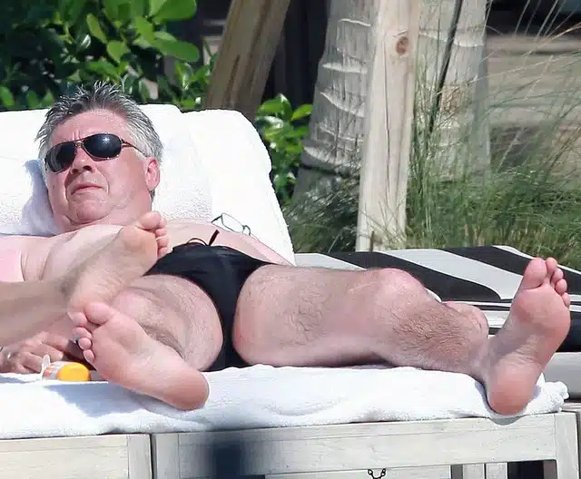 Un cigarro y una mano juguetona: Ancelotti presume de la vida padre en sus vacaciones por USA 2 Merca2.es Ancelotti