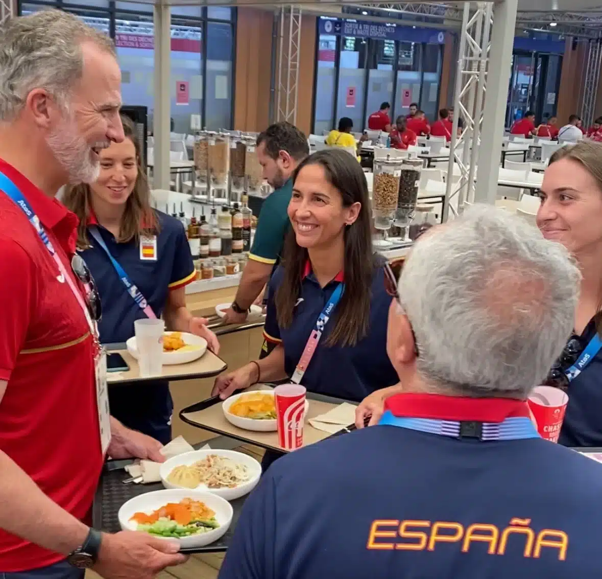 El Rey de los Kebabs. Felipe VI se rinde ante la comida rápida en un restaurante de Chamberí 2 Merca2.es Felipe VI